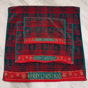 Vintage Merry Christmas Bath Towel Set Embroidered Retro JC Penny Red Green Gold